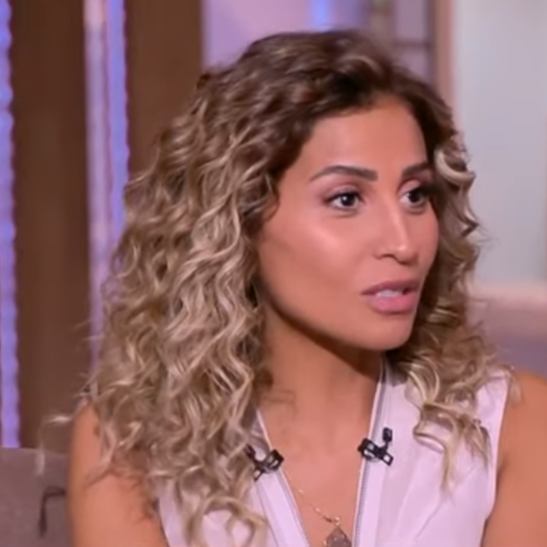 دينا الشربيني في برنامج الحكاية