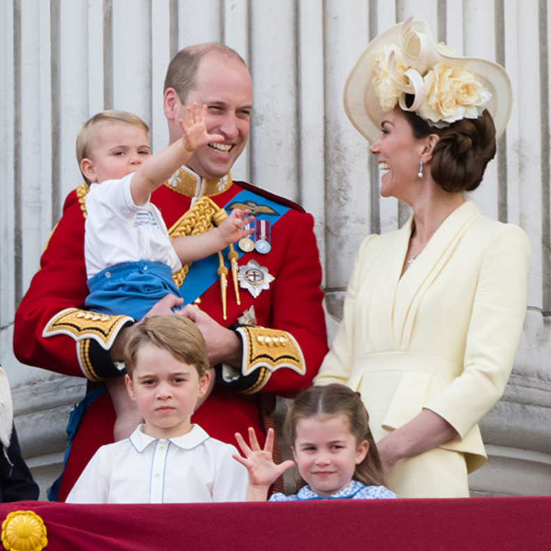  إطلالة الأمير جورج والأميرة تشارلوت