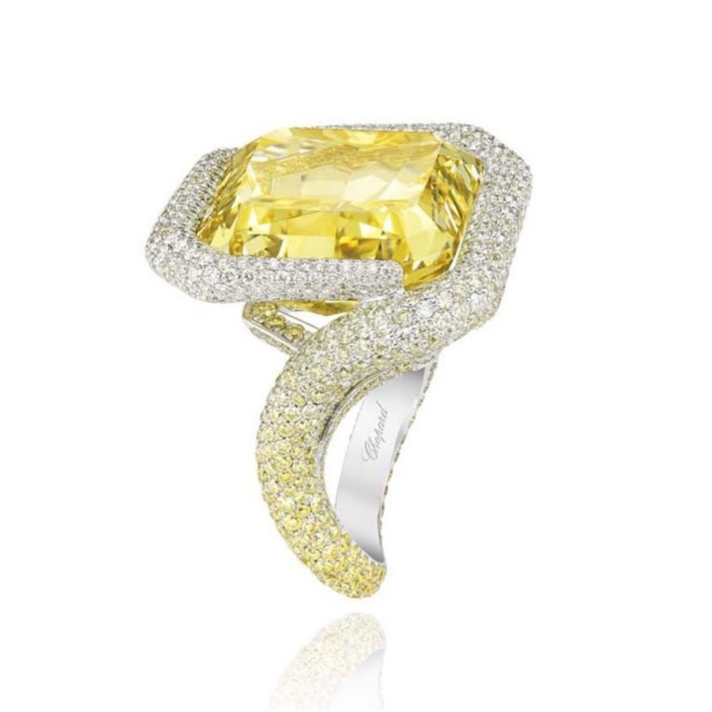 موديلات خواتم من الالماس الاصفر من دار Tiffany& Co