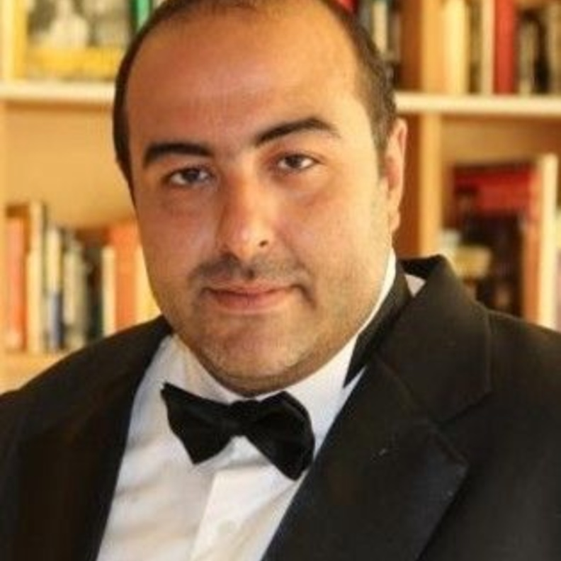 سامح عبدالعزيز