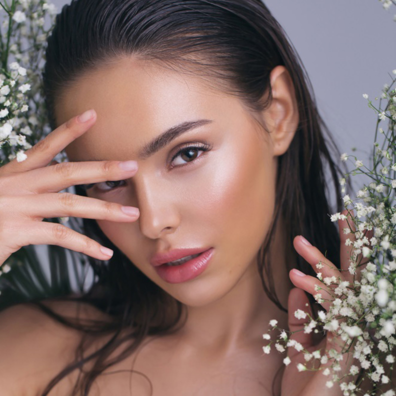 إضاءة البشرة بطرق مختلفة وجذابة