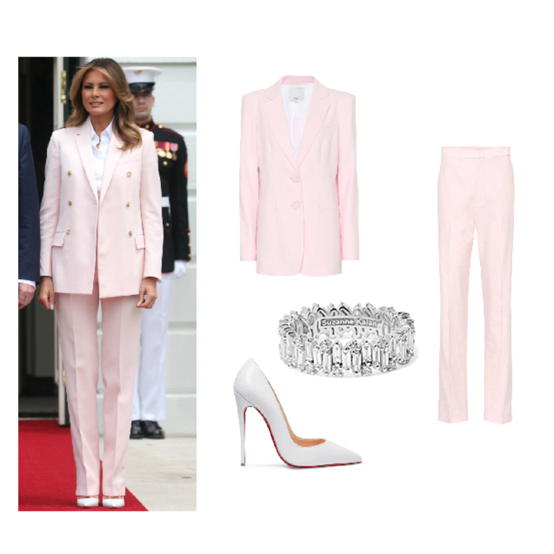 ايفانكا ترامب في لوك أنثوي في فستان باللون الزهري