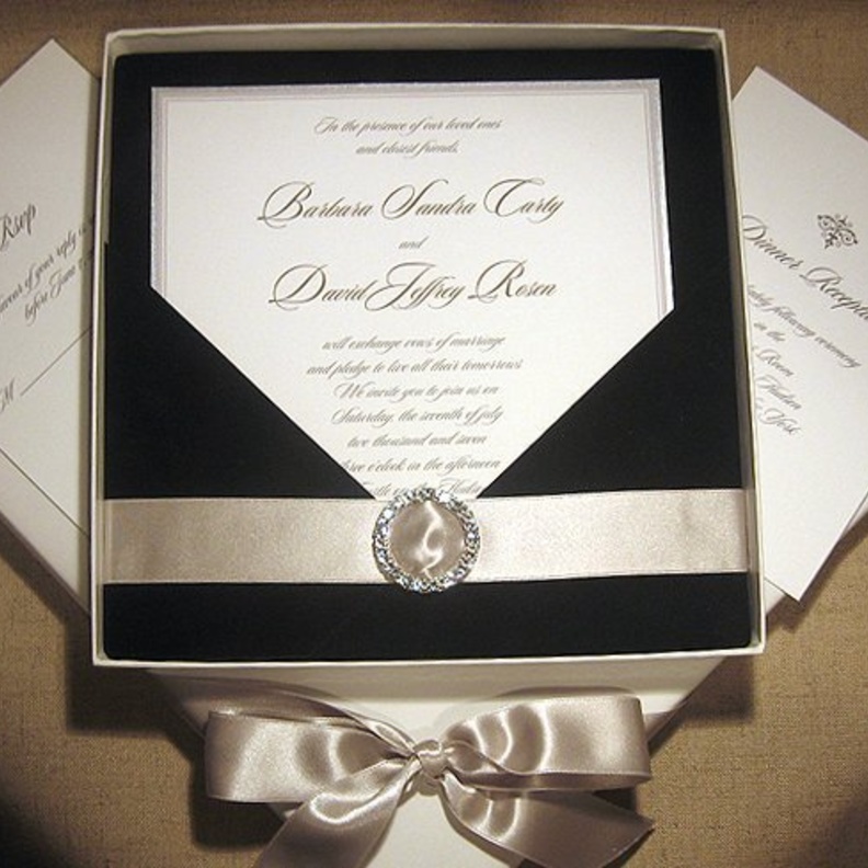 اختارا العبارات الكلاسيكية أو الحديثة فكلاهما يناسب زفاف صيف 2019