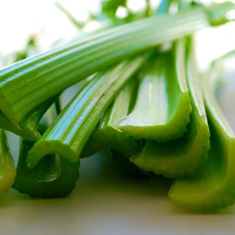 الكرفس من أفضل الأطعمة التي تساعد على تطهير الجسم