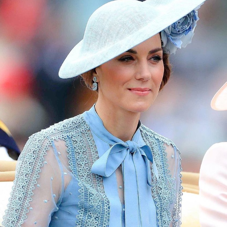 ما الذي ميّز مكياج وتسريحات شعر كيت ميدلتون في حفلRoyal Ascot ؟