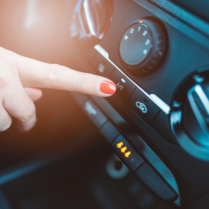 يفضل الابتعاد عن التشغيل الاوتوماتيكي للمكيف عند بدء تشغيل السيارة