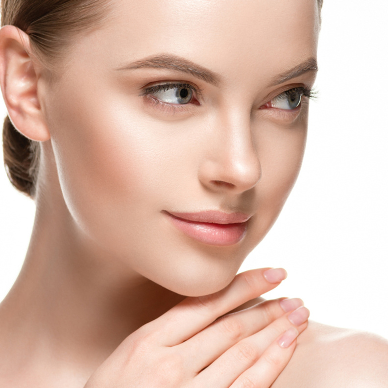 كيفية زراعة الحواجب للنساء وما هي أضرارها