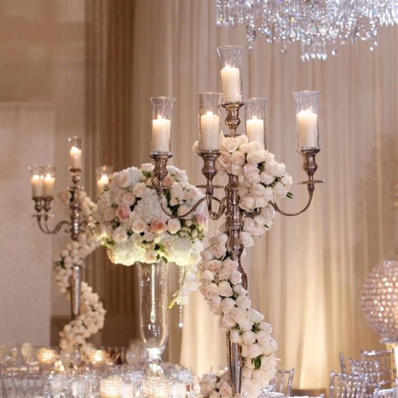 الكريستال ديكور فخم و رائع لقاعات الزفاف المغلقة