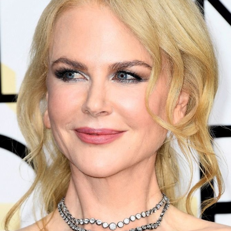 نيكول كيدمان تحتفل بعيد ميلادها اليوم