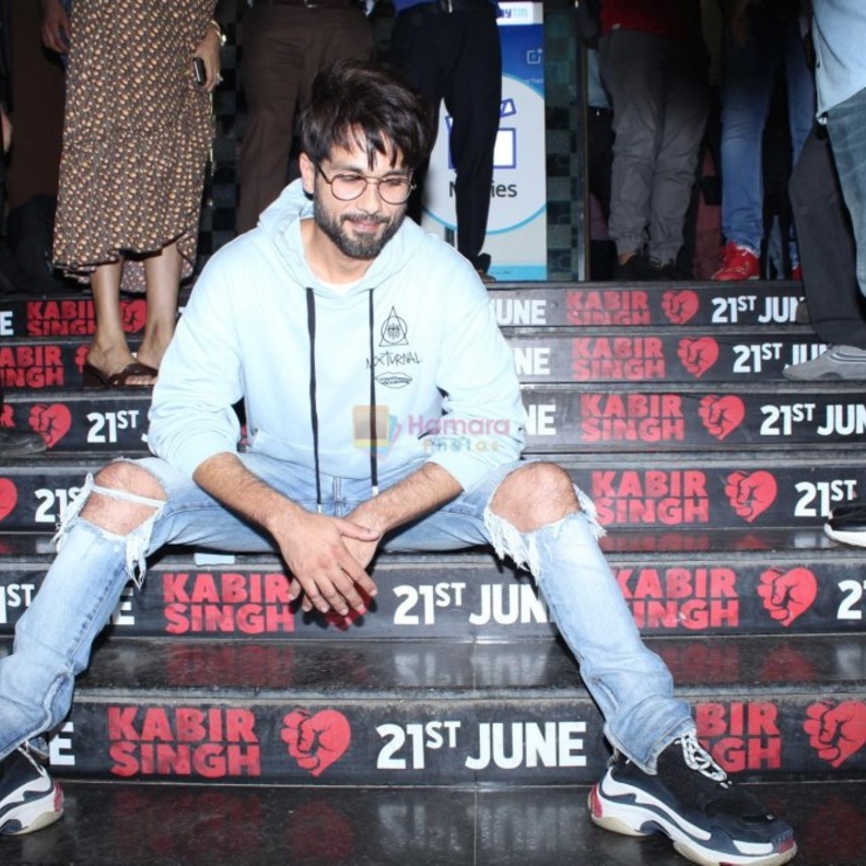 نجوم ومشاهير بوليوود في العرض الأول من فيلم Kabir Singh