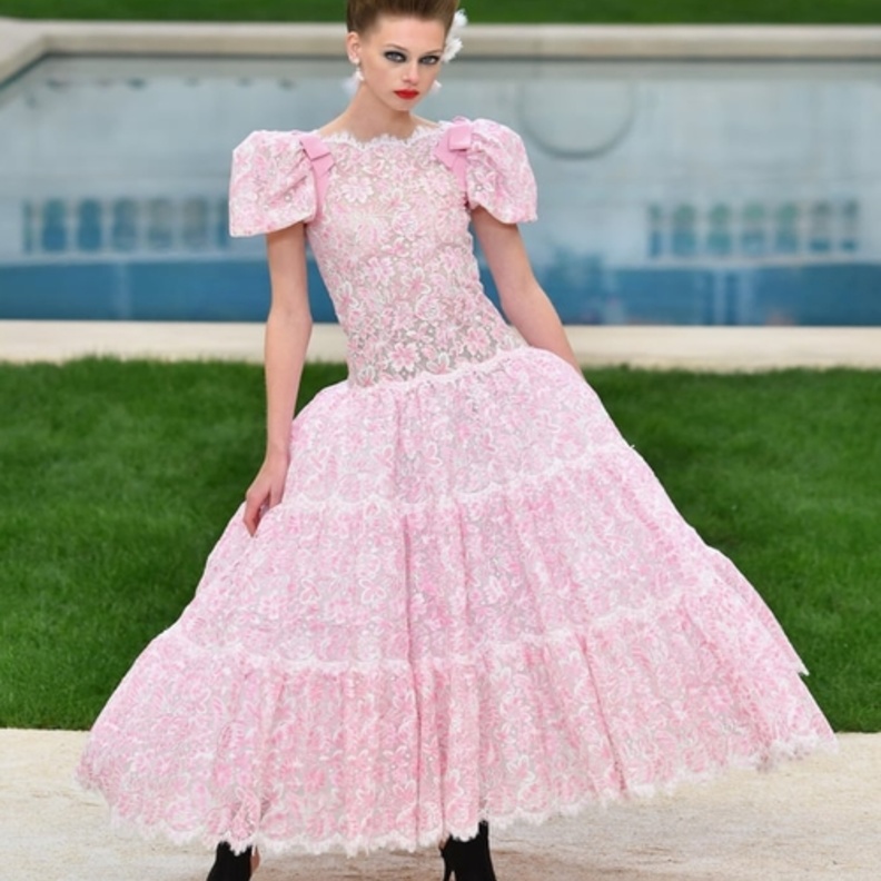 موديلات فساتين خطوبة لعام 2019