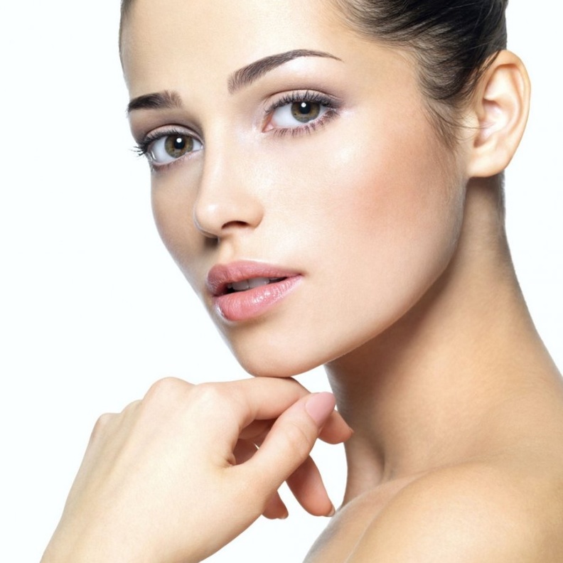 تحوي ثمرة الخوخ مركبات لتجديد أنسجة الجلد على الدوام