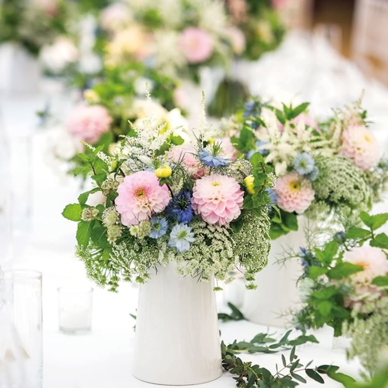 جربي زراعة زهور حفل زفافك بنفسك