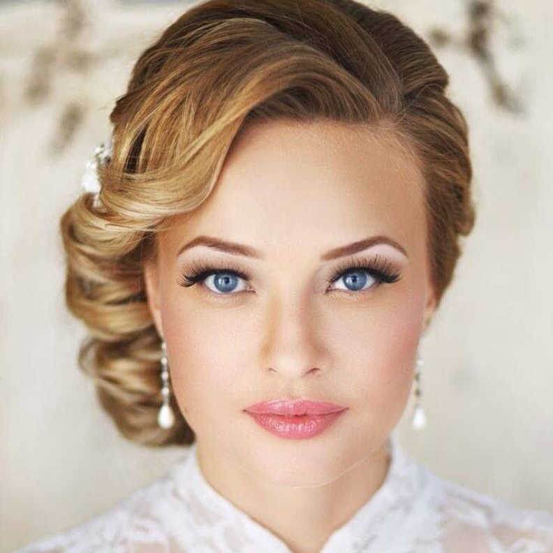 مكياج فرنسي ناعم للعروس الحالمة موضة صيف 2019