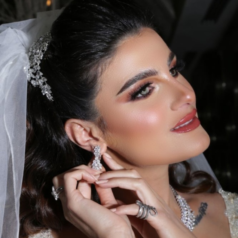  تصوير عروسين من المصورة السعودية روضة الكناني