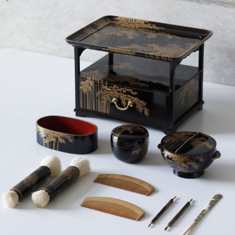 Future Solution LX من SHISEIDO تحتفل بعيدها العاشر مع مجموعة Nishijin