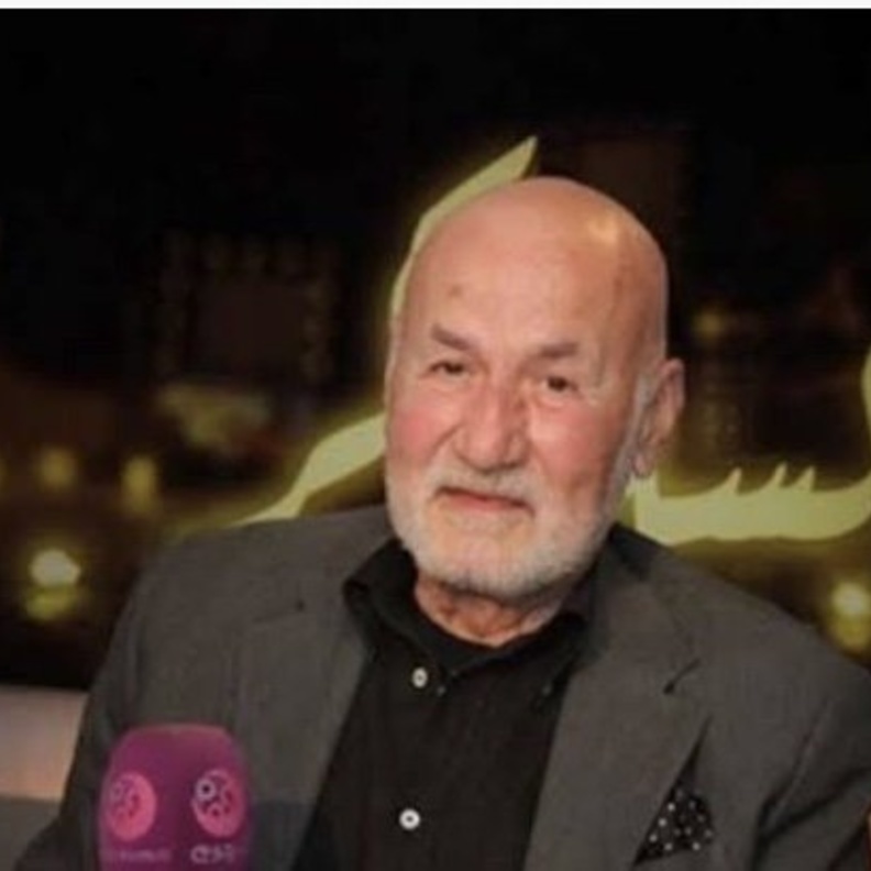 عزت ابو عوف 