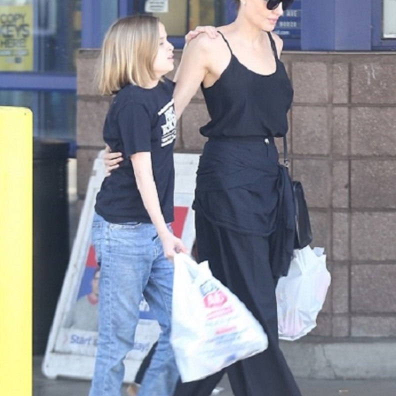 أنجلينا جولي