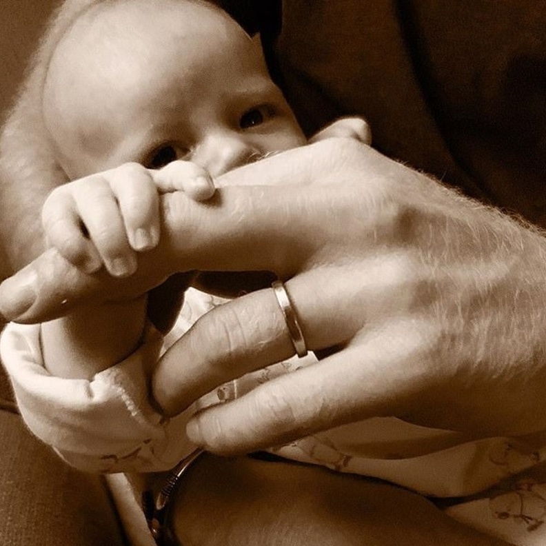 ميغان ماركل أصبحت مقربة من الأمير تشارلز