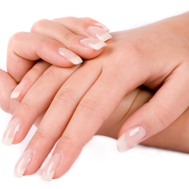 زيت الخردل مع قطرات زيت البرتقال يساعد على تطويل الاظافر دون اعوجاج