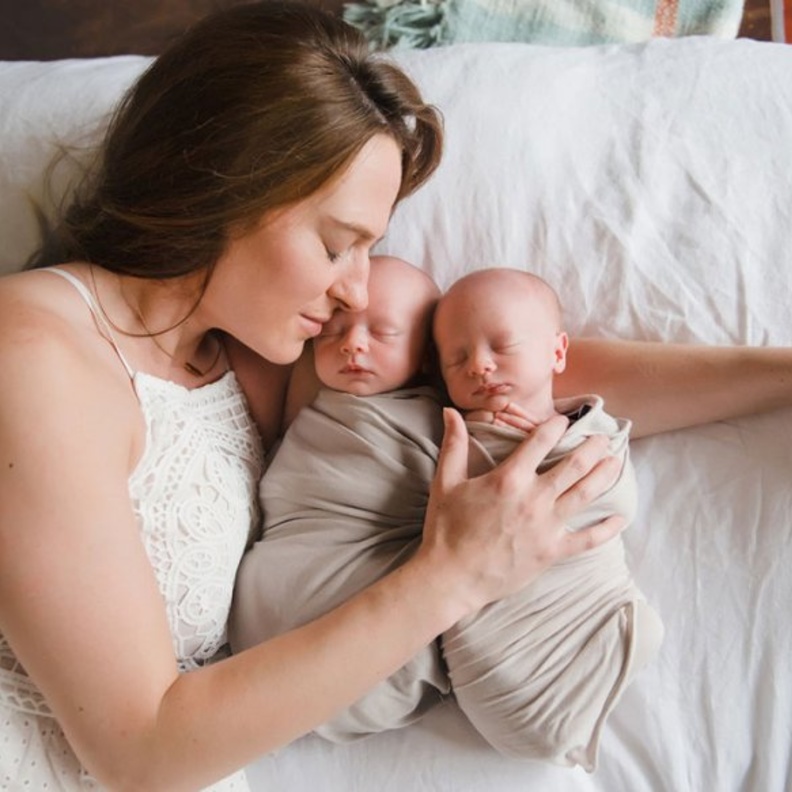 هل يمكن كشف الحمل بتوأم في المنزل