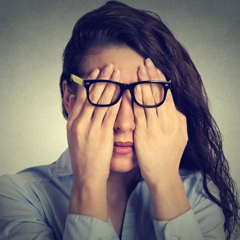 التدخين يسبب ضعف البصر