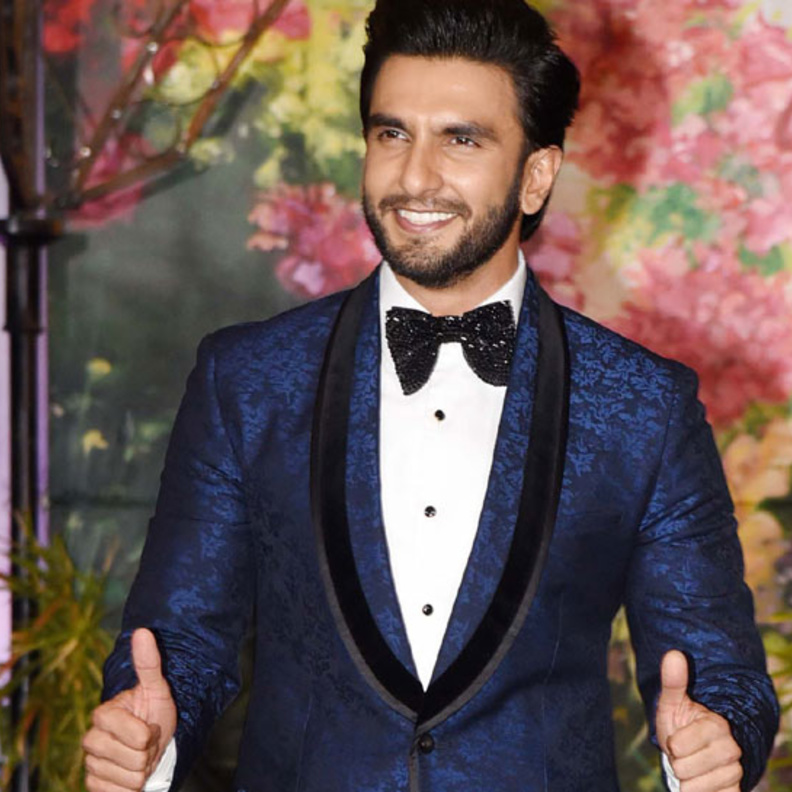 نجوم ومشاهير بوليوود يهنئون رانفير سينغ بمناسبة عيد ميلاده الرابع والثلاثين