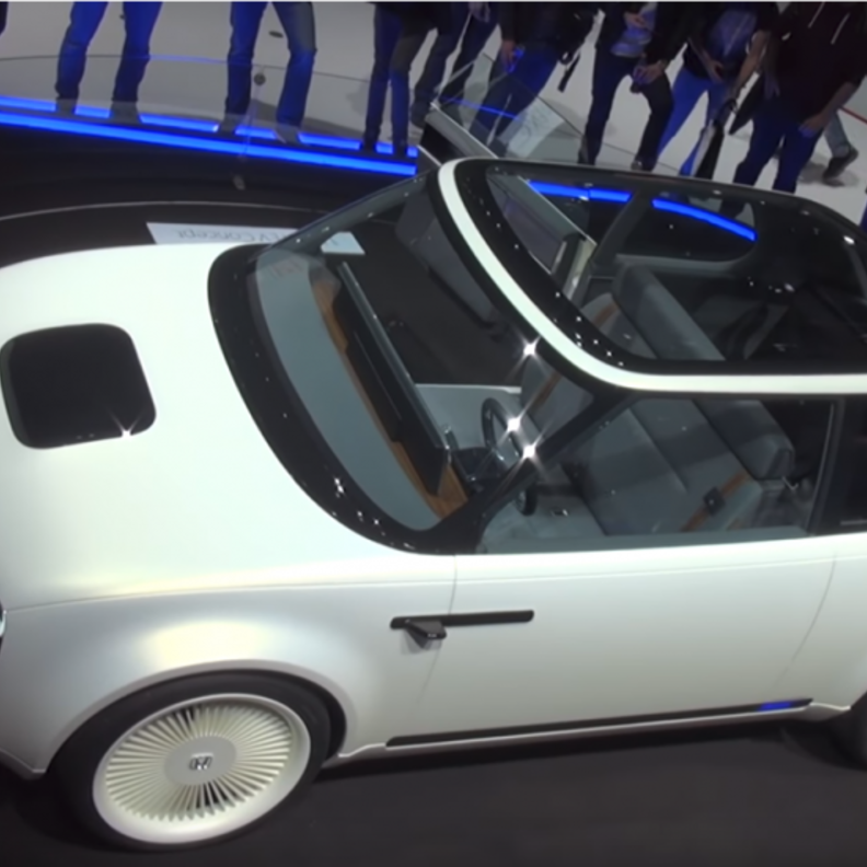 سيارة كهربائية من هوندا