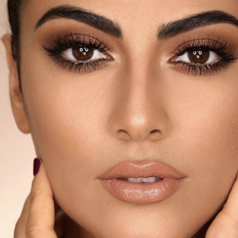 ابتعدي عن المنتجات ،انها تحتوي على مواد كيماوية لتسمير البشرة