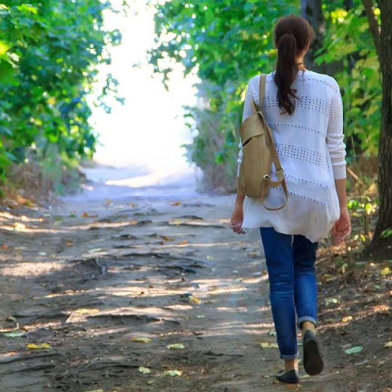 المشي في الطبيعة يعالج إجهاد العمل