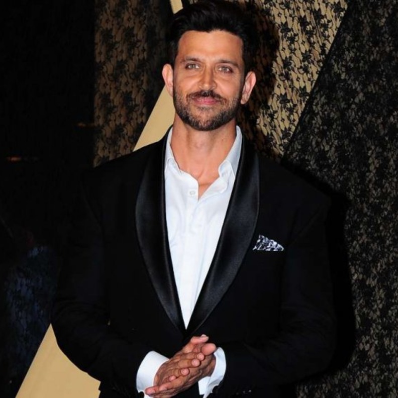  اتهام الممثل الهندي هريثيك روشان Hrithik Roshan بالنصب