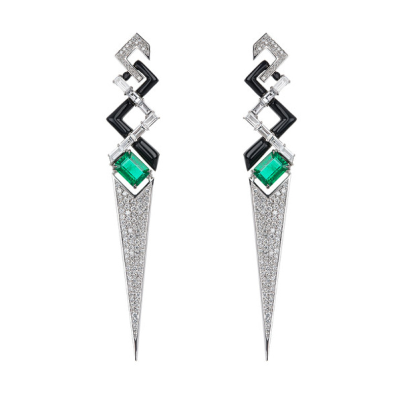 أقراط الماس و زمرد من أقراط من نيكوس كوليس Nikos Koulis