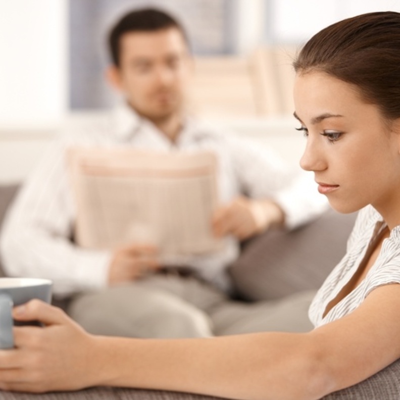 أسباب البرود العاطفي بين الزوجين وكيفية التغلب عليه