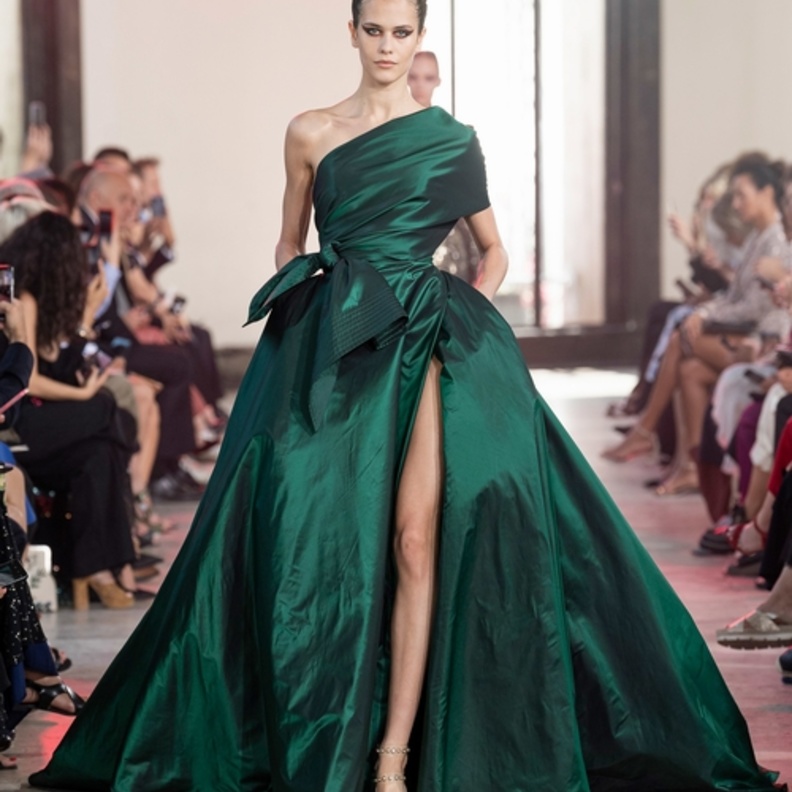  ألوان فساتين السهرة 