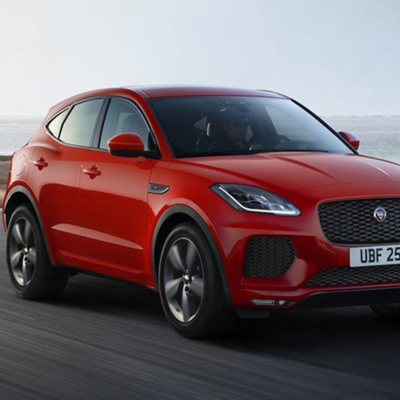 جاغوار تقدم مواصفات خاصة في نسخة "E-Pace Chequered Flag"
