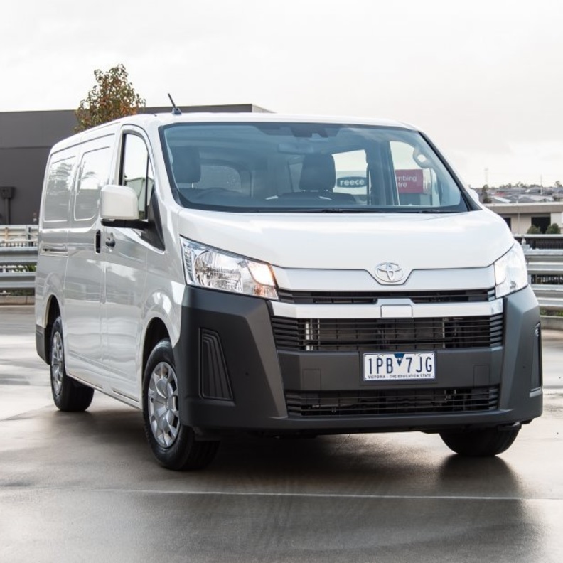 toyota hiace 2019