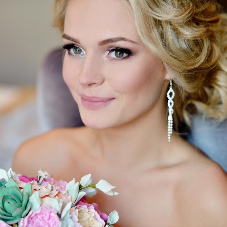 الوان احمر خدود للعروس في صيف 2020