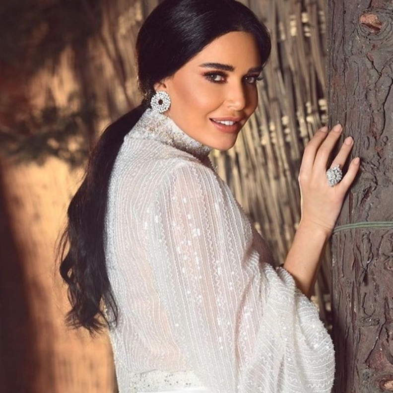 من بدت أجمل بتسريحة ذيل الحصان