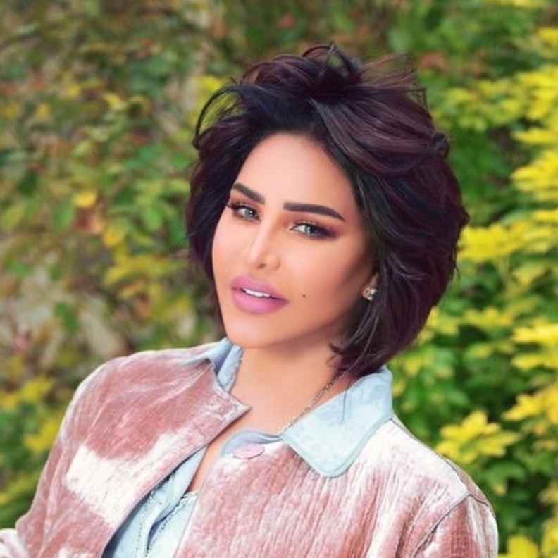 سميرة سعيد وأحلام تتنافسان الإطلالات الجمالية الشبابية