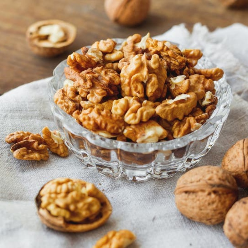  الجوز يساهم في إطالة العمر