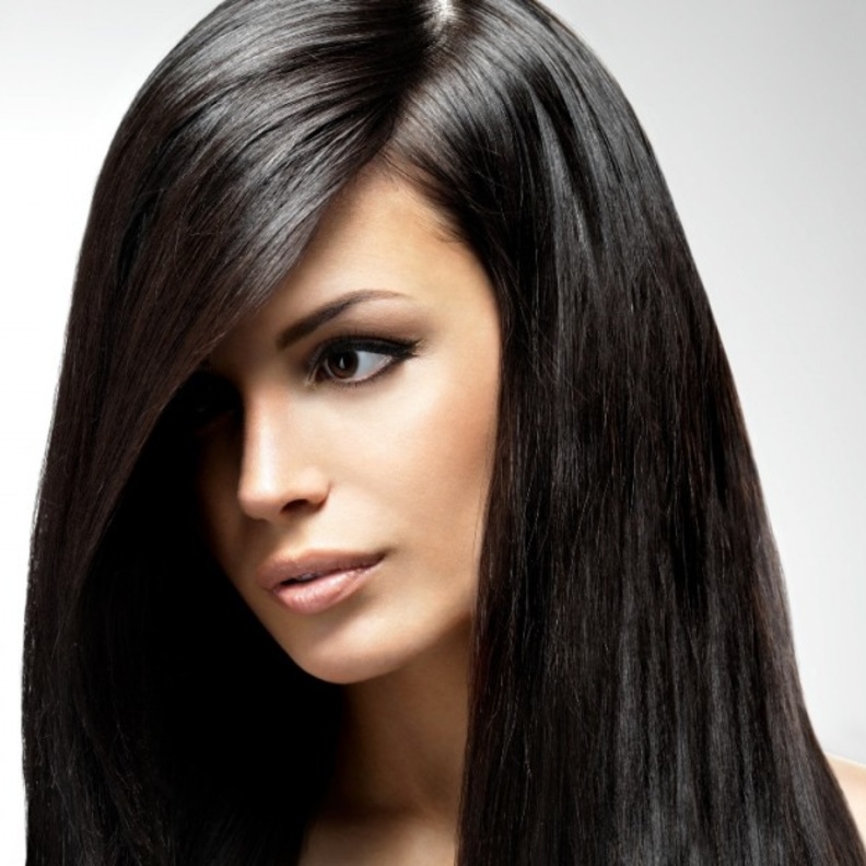  احصلي على شعر اخف سواداً باستخدام سائل غسيل الصحون