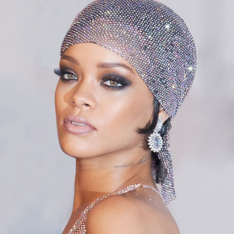 استوحي مكياج خطوبتك من عارضة الأزياء كيندال جينر