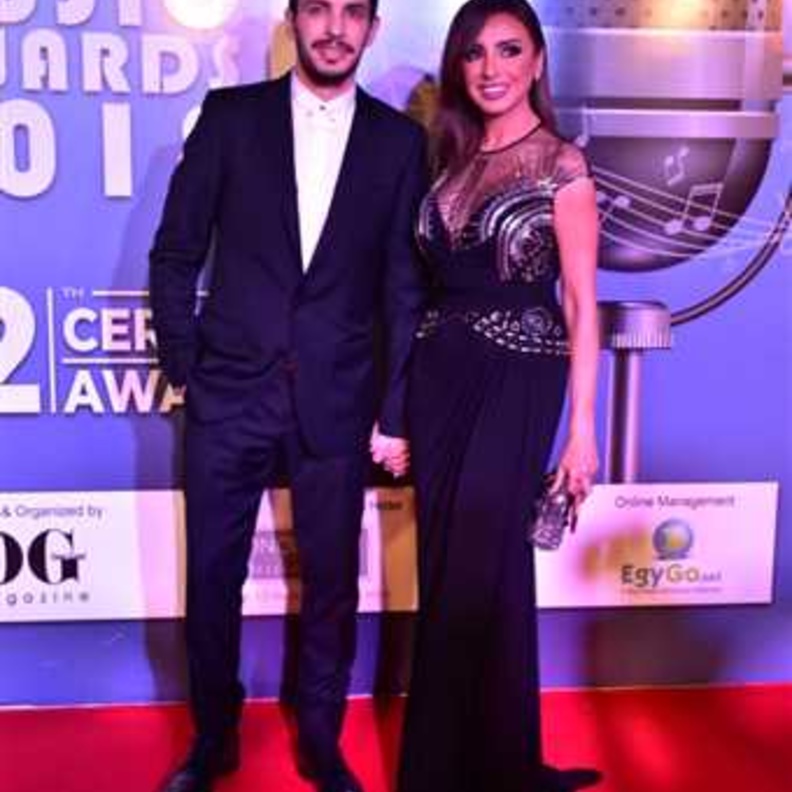 انغام وزوجها 