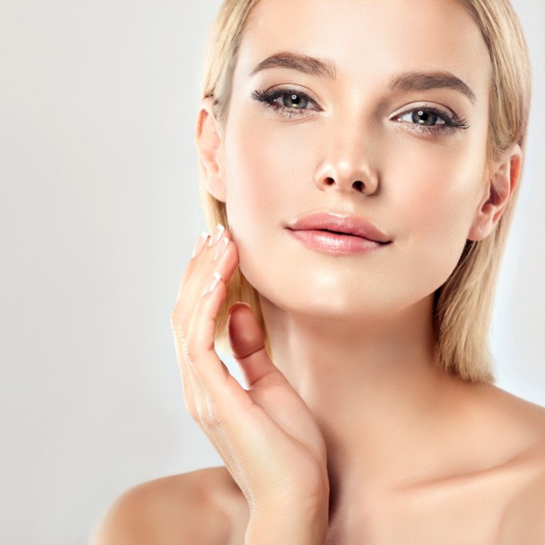  فوائد خشب الصندل للبشرة الدهنية