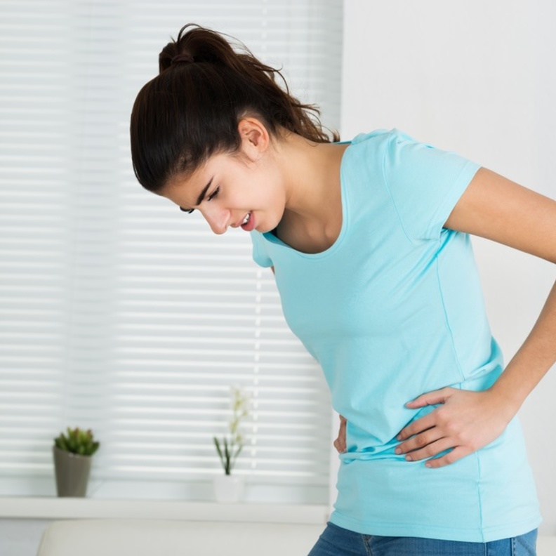 10 اطعمة تسبب عسر الهضم