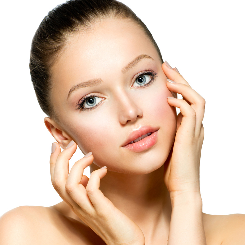 امنحي مظهرك اكثر شبابا بتمارين شد الوجه ورفع العين