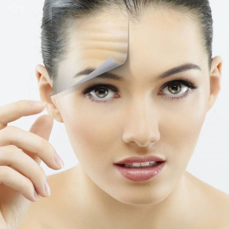 ماسكات طبيعية من عصير البقدونس لتعزيز الكولاجين في البشرة