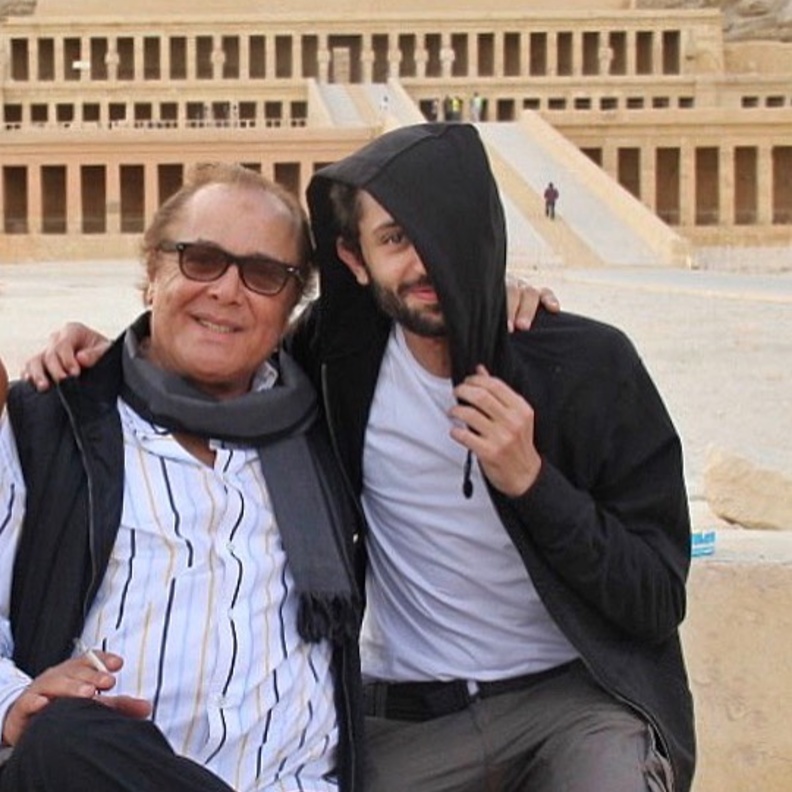 احمد الفيشاوي يستعيد ذكرياته مع والده الراحل