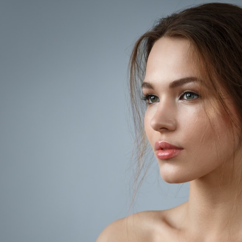 صور مكياج ناعم للسفر