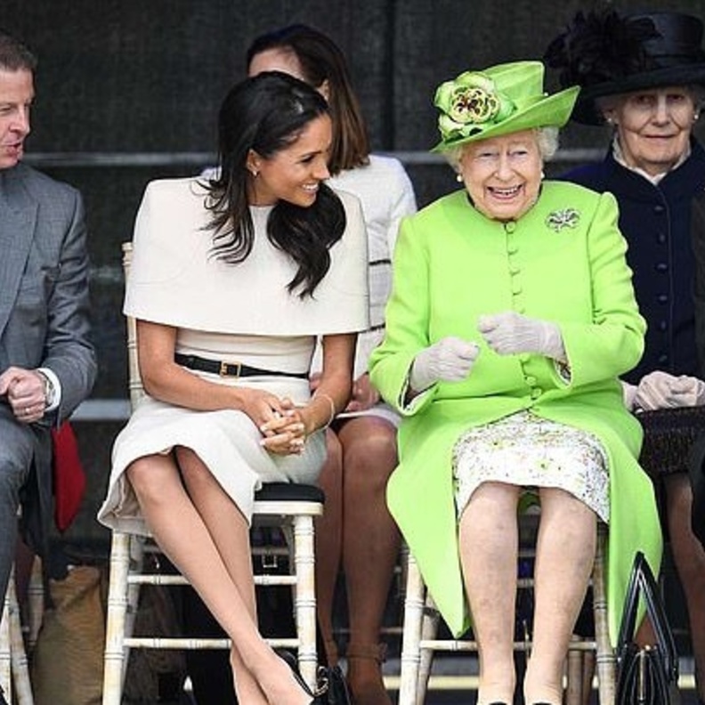 الأمير تشارلز سيقدم النصح لميغان ماركل